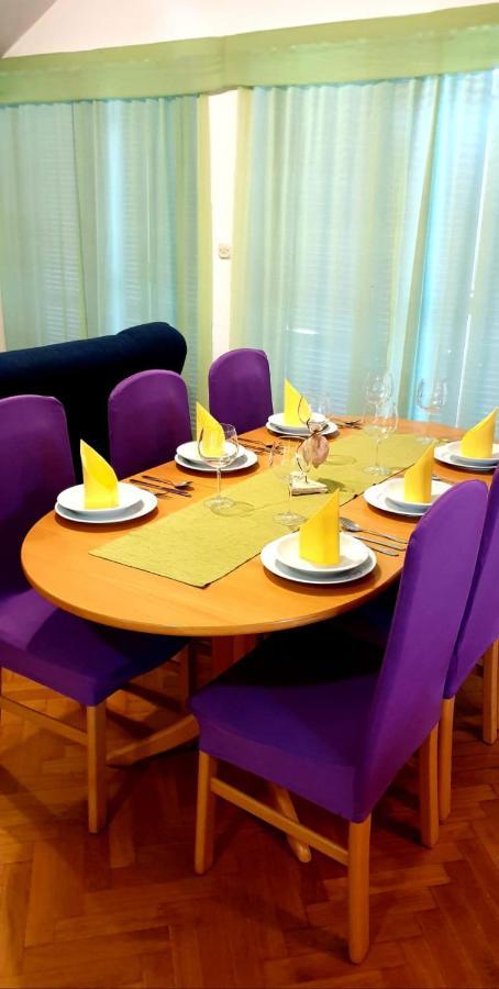 Istranova Apartments 로비니 외부 사진