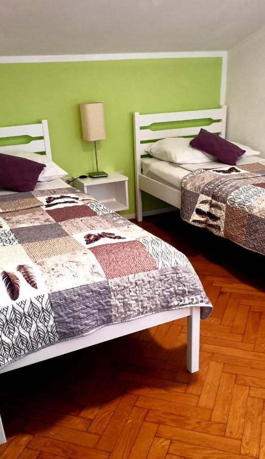 Istranova Apartments 로비니 외부 사진