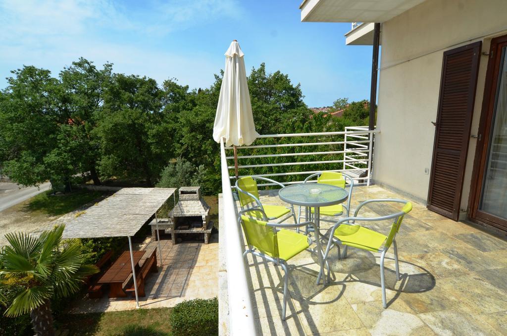 Istranova Apartments 로비니 외부 사진